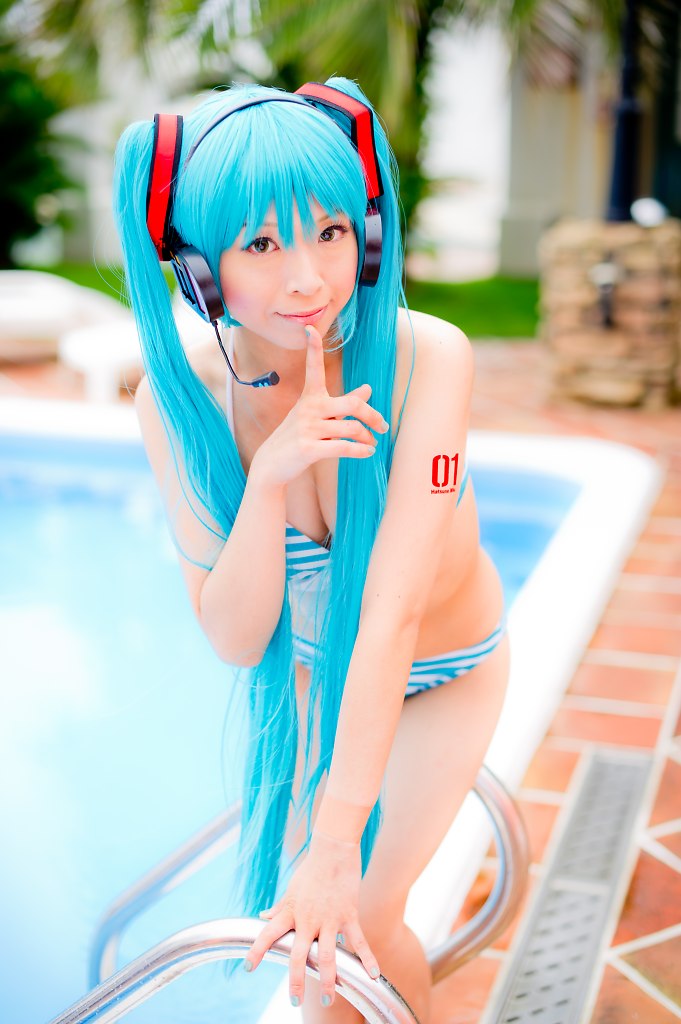 Hatsune Miku (Bikini Ver.)