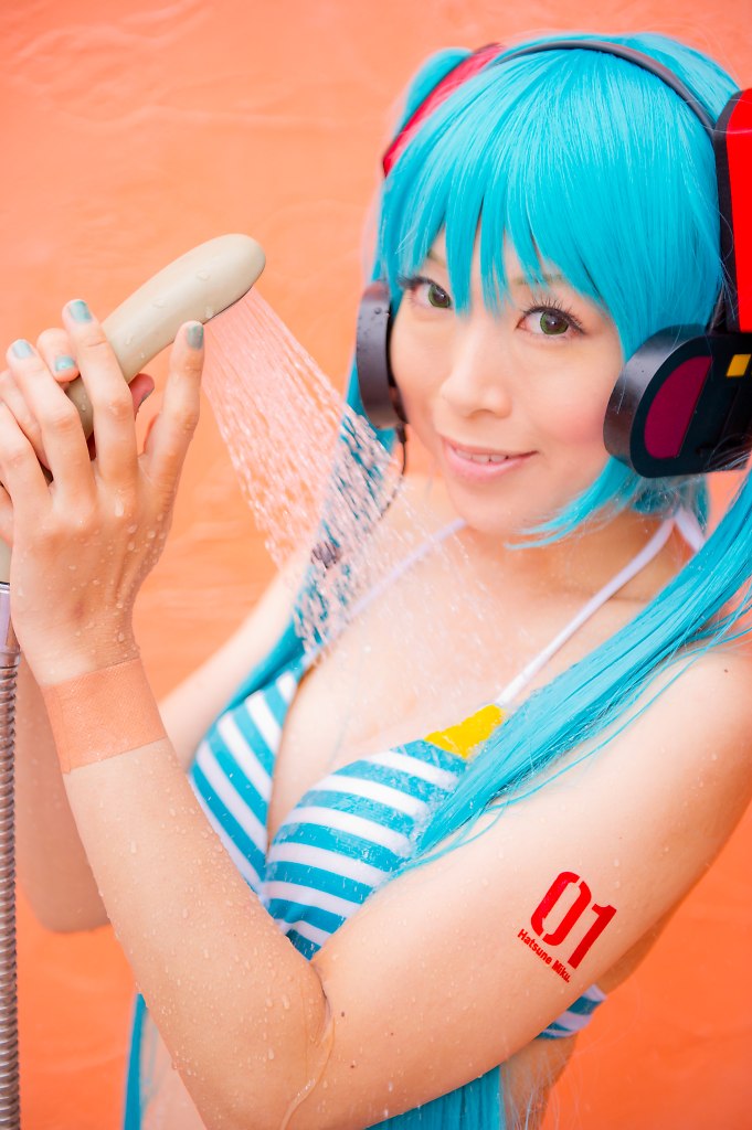 Hatsune Miku (Bikini Ver.)