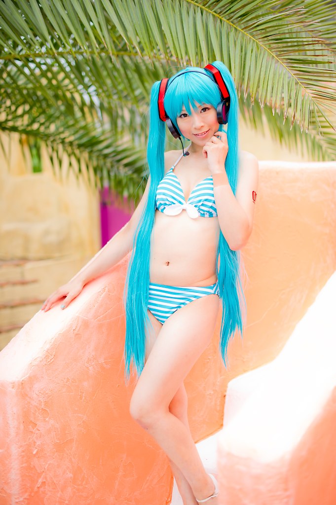Hatsune Miku (Bikini Ver.)