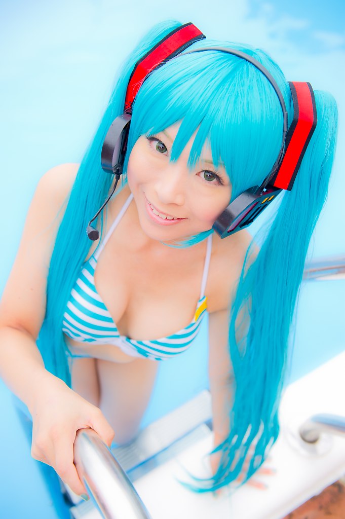 Hatsune Miku (Bikini Ver.)