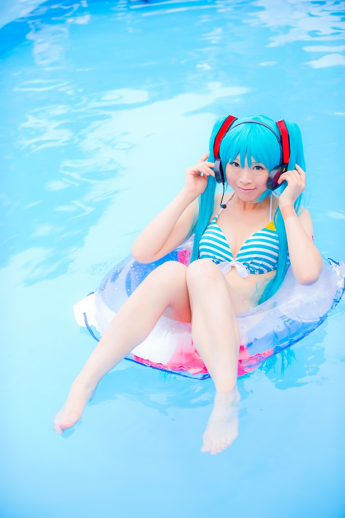 Hatsune Miku (Bikini Ver.)