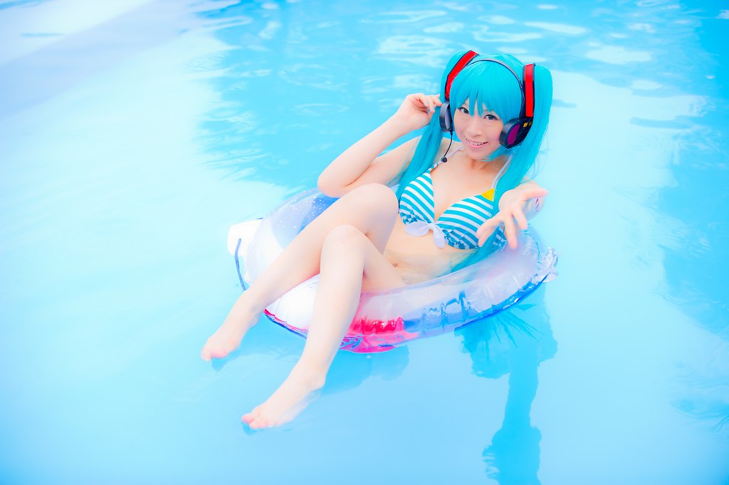 Hatsune Miku (Bikini Ver.)