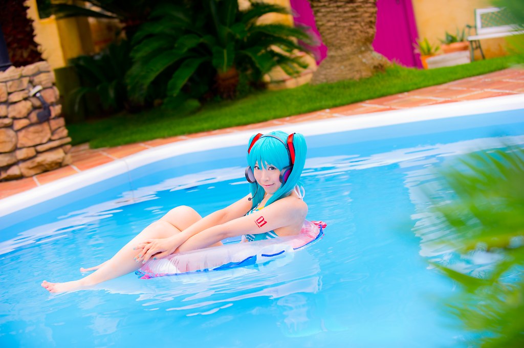 Hatsune Miku (Bikini Ver.)