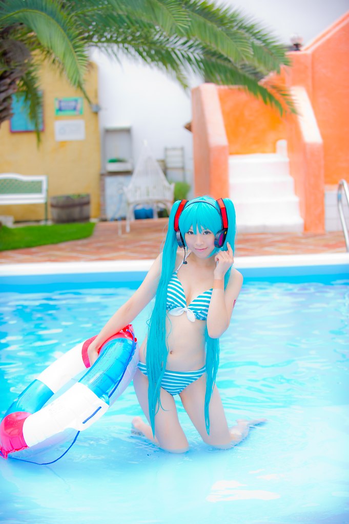 Hatsune Miku (Bikini Ver.)