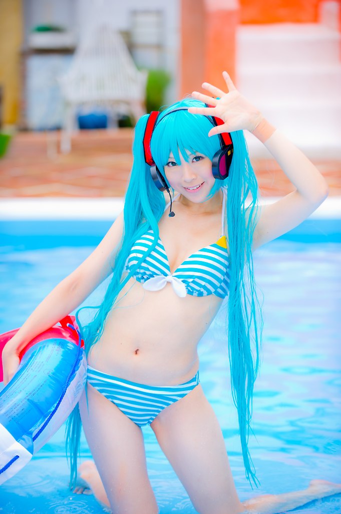 Hatsune Miku (Bikini Ver.)