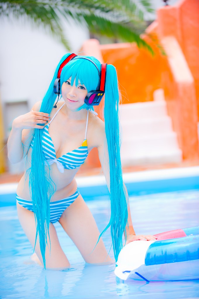 Hatsune Miku (Bikini Ver.)