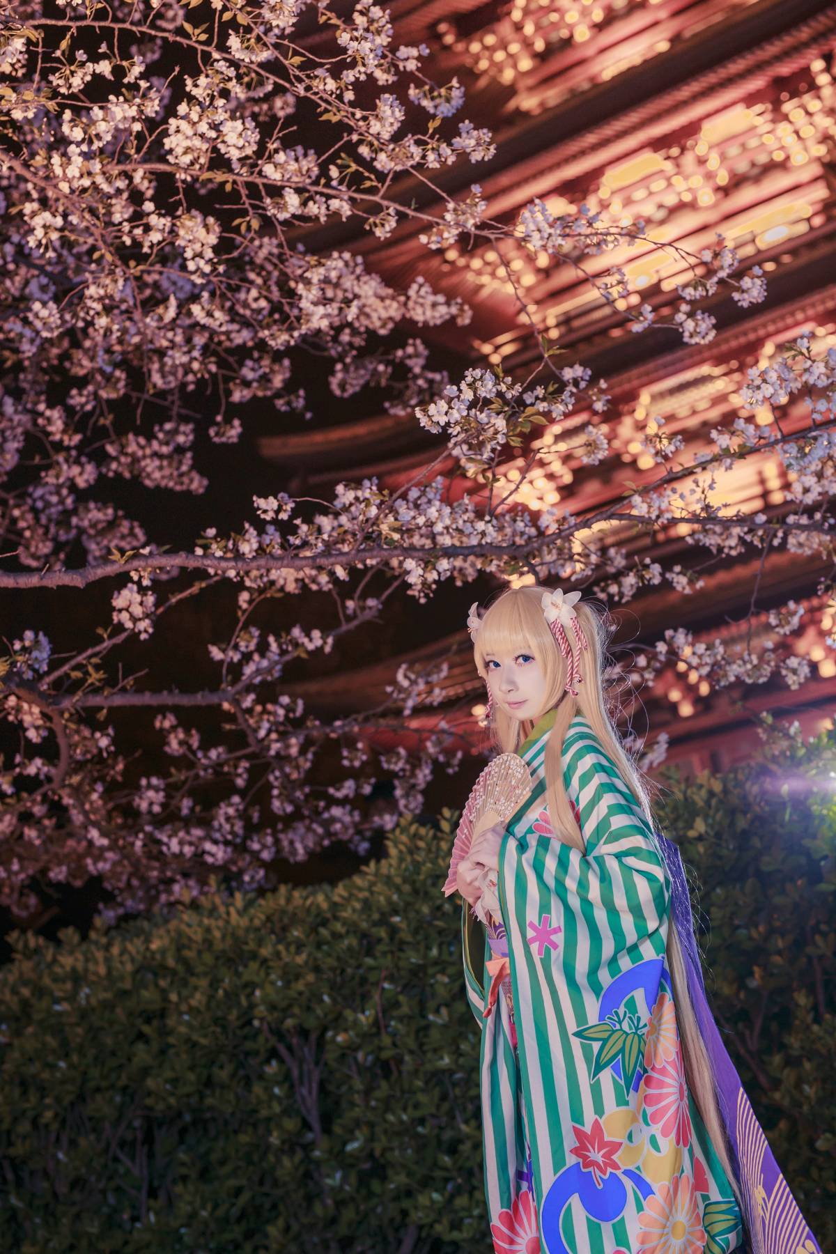 "Làm thế nào để phát triển một nữ anh hùng người qua đường" Eri Kimono ver c o s p l a y