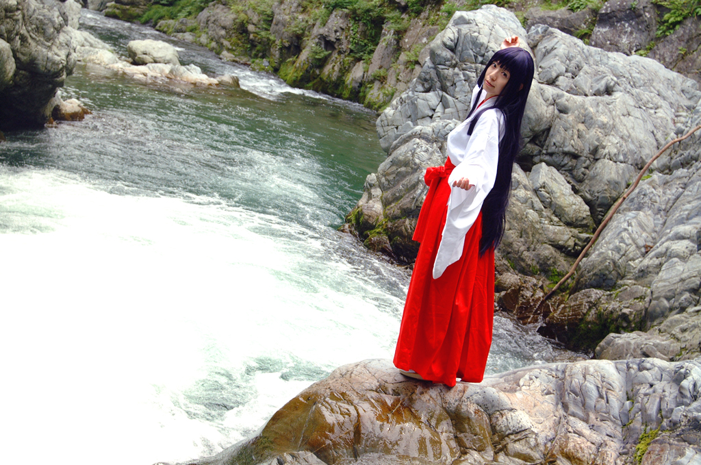 [Yokoegg] Mặt trăng vô danh