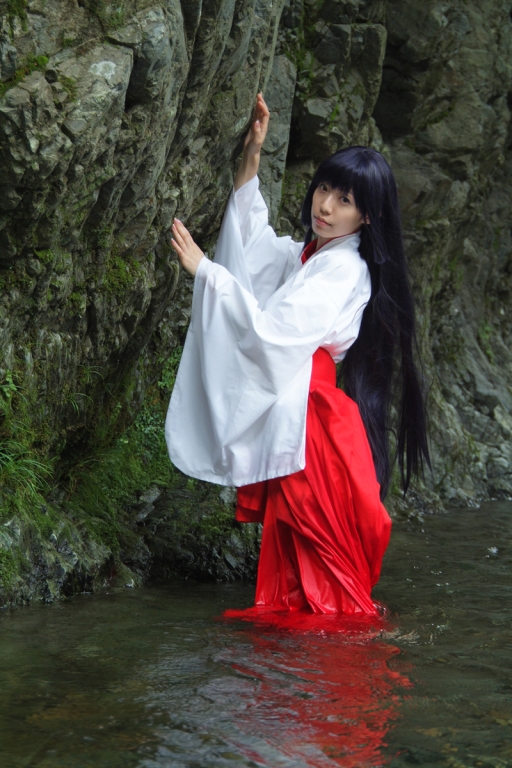 [Yokoegg] Mặt trăng vô danh