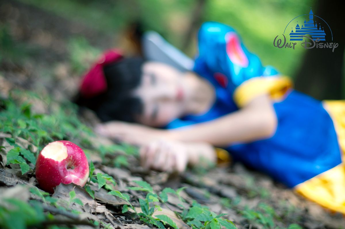 "Bạch Tuyết" Bạch Tuyết và Little Apple là vai trò hỗ trợ chính thức C O S P L A Y