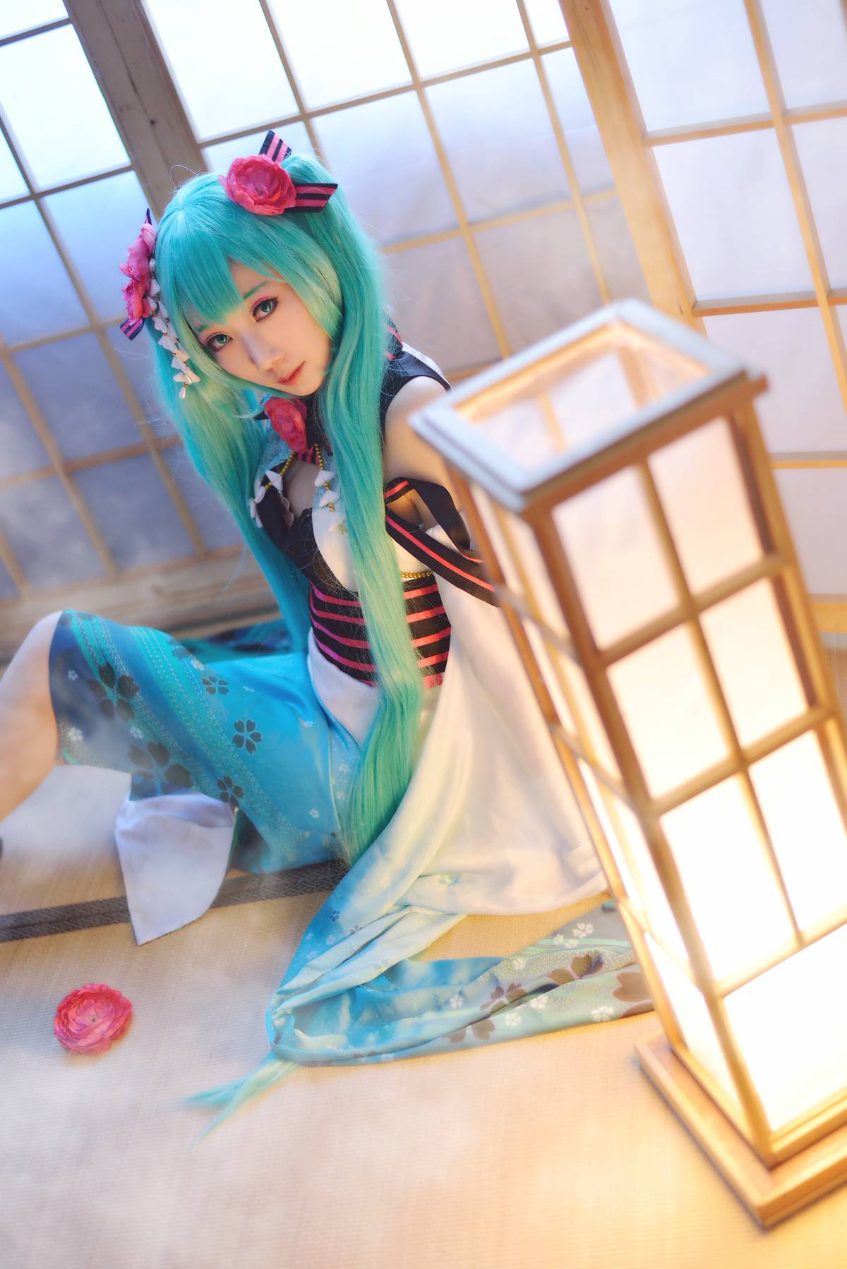 Phiên bản quốc ca kỳ lạ "Hatin Miku" cos