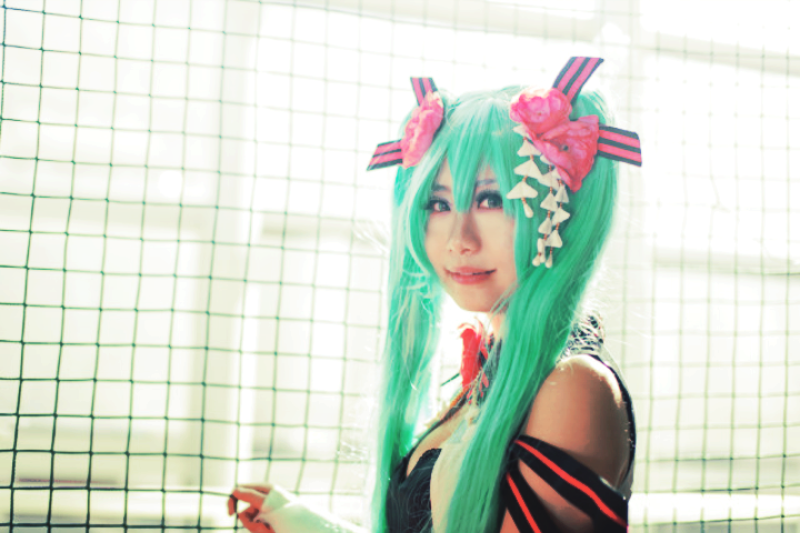 Phiên bản quốc ca kỳ lạ "Hatin Miku" cos