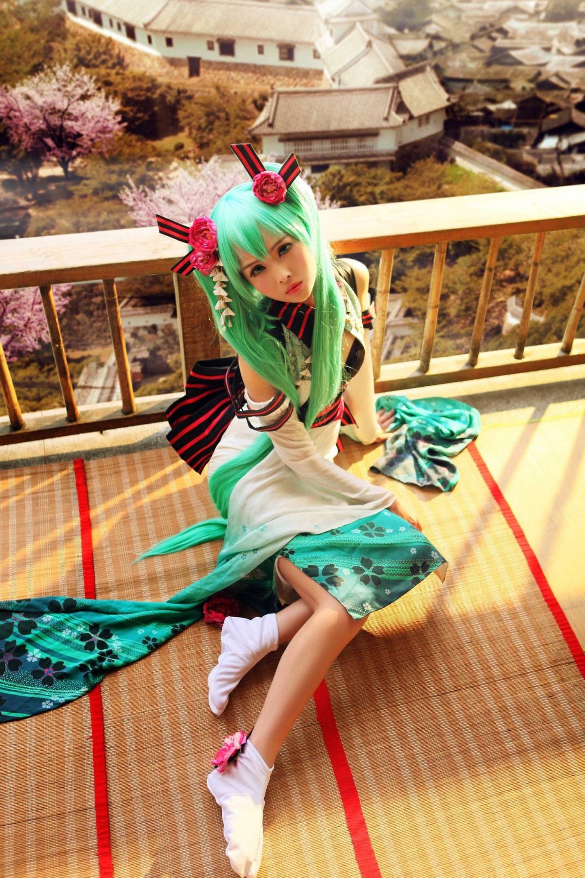 Phiên bản quốc ca kỳ lạ "Hatin Miku" cos