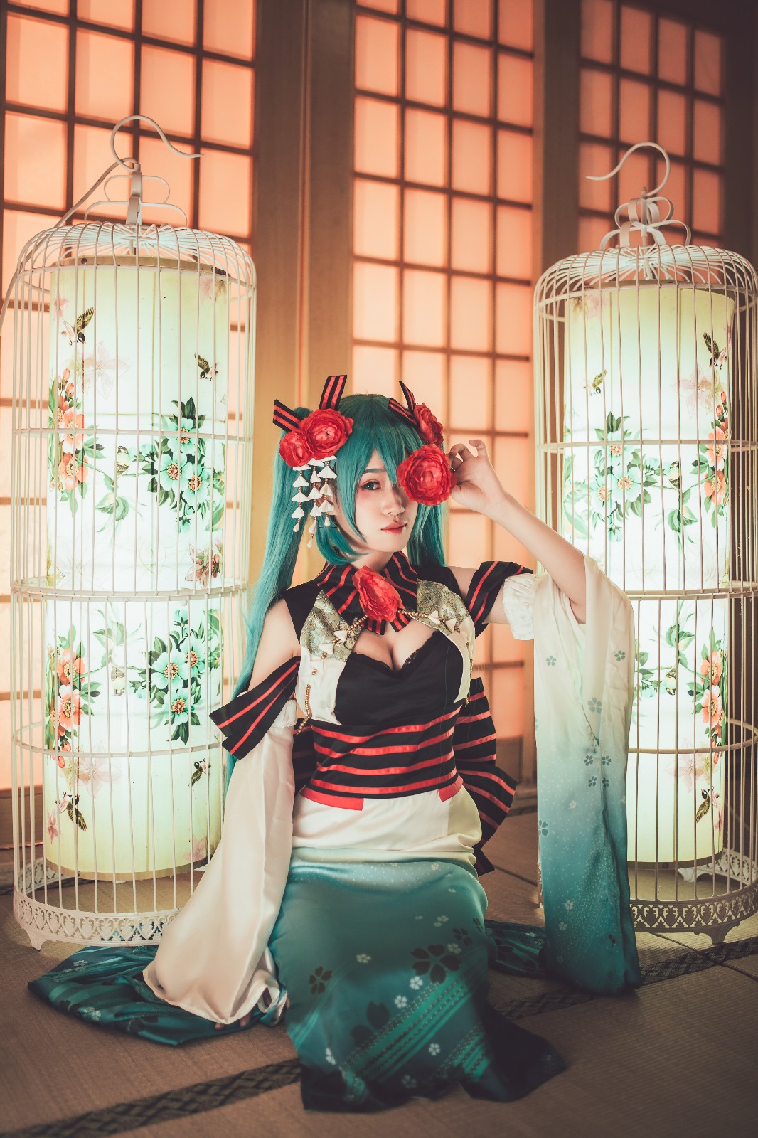 Phiên bản quốc ca kỳ lạ "Hatin Miku" cos