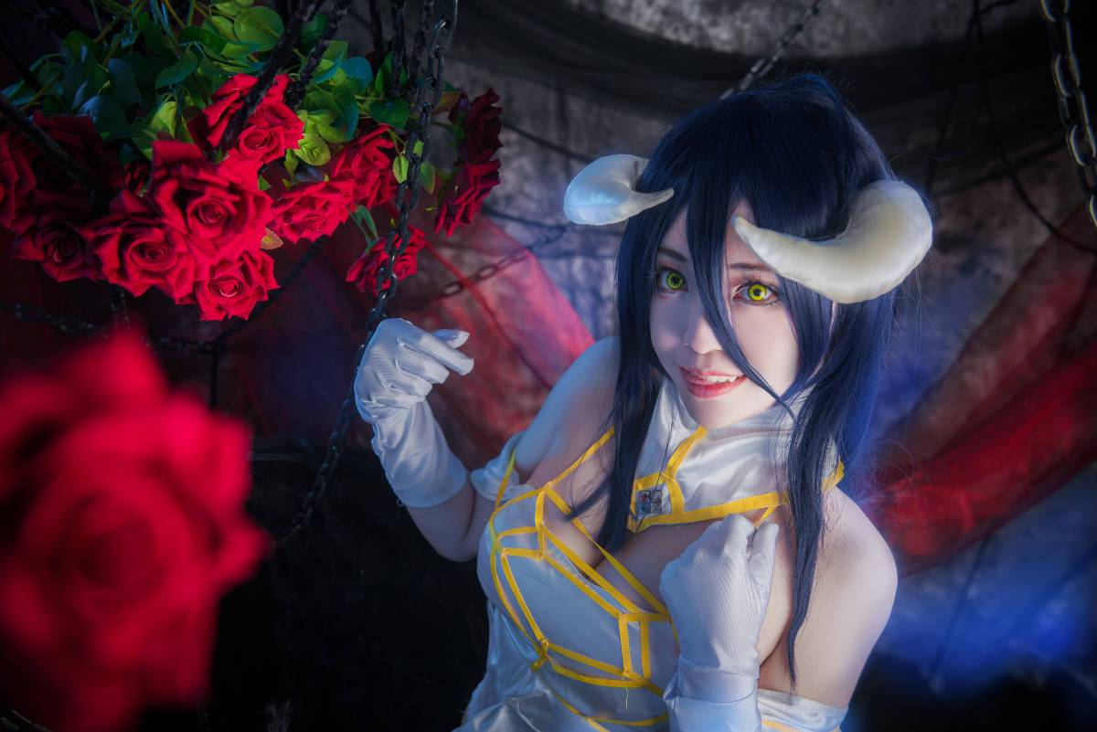 "Overlord" tên ngốc quỷ Yaer Bed c o s p l a y