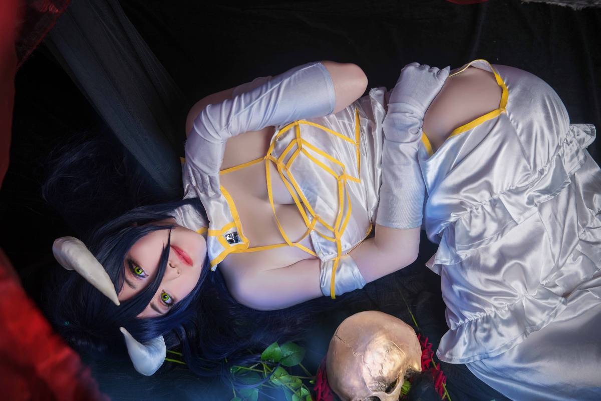 "Overlord" tên ngốc quỷ Yaer Bed c o s p l a y