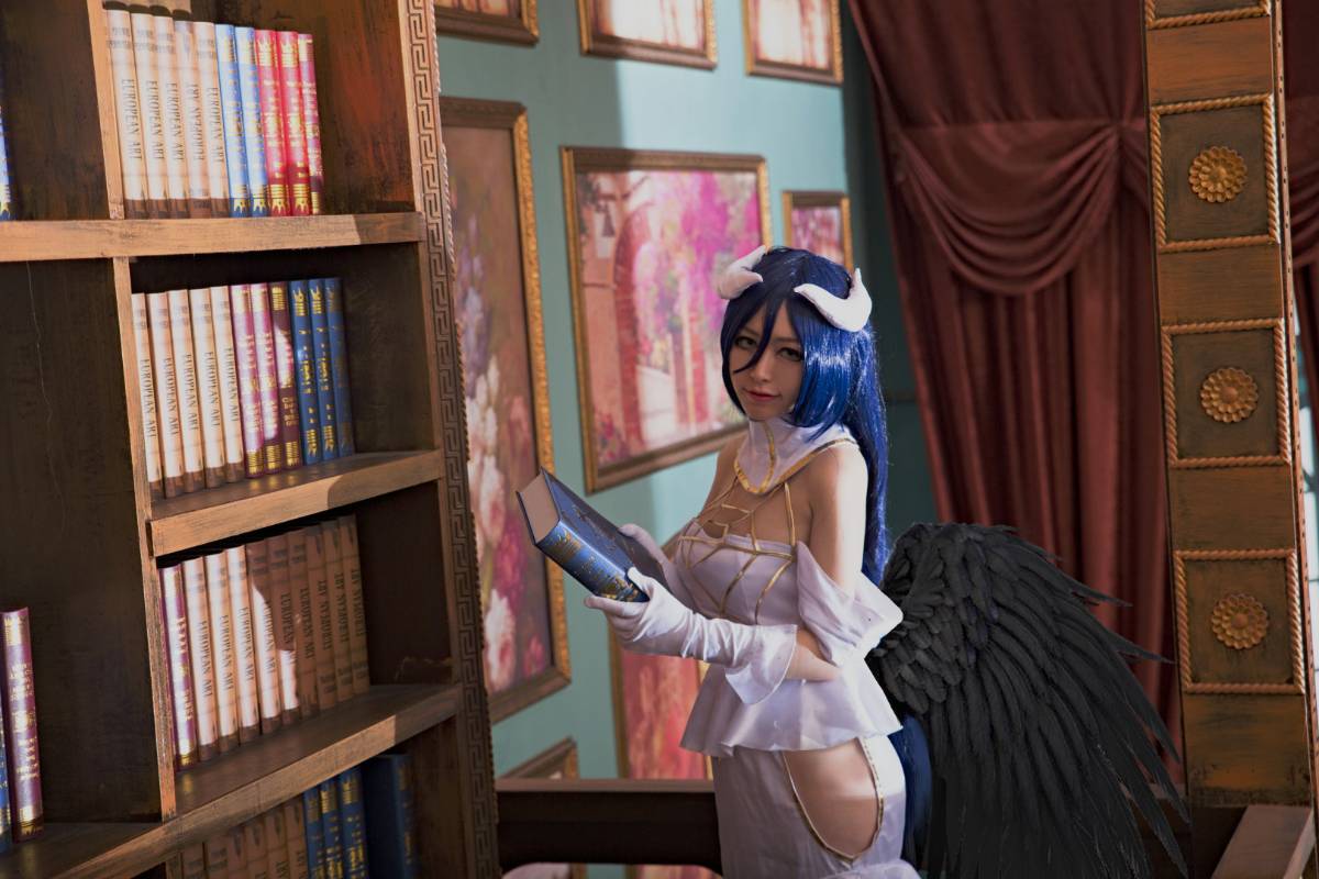 "Overlord" tên ngốc quỷ Yaer Bed c o s p l a y