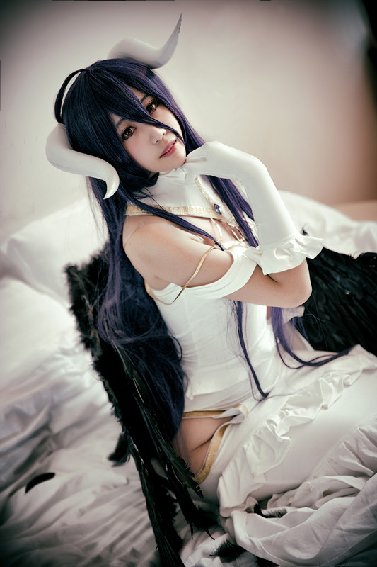 "Overlord" tên ngốc quỷ Yaer Bed c o s p l a y