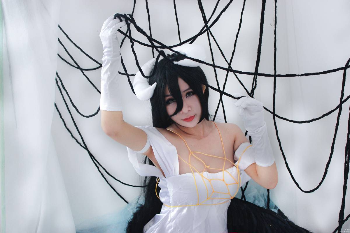 "Overlord" tên ngốc quỷ Yaer Bed c o s p l a y