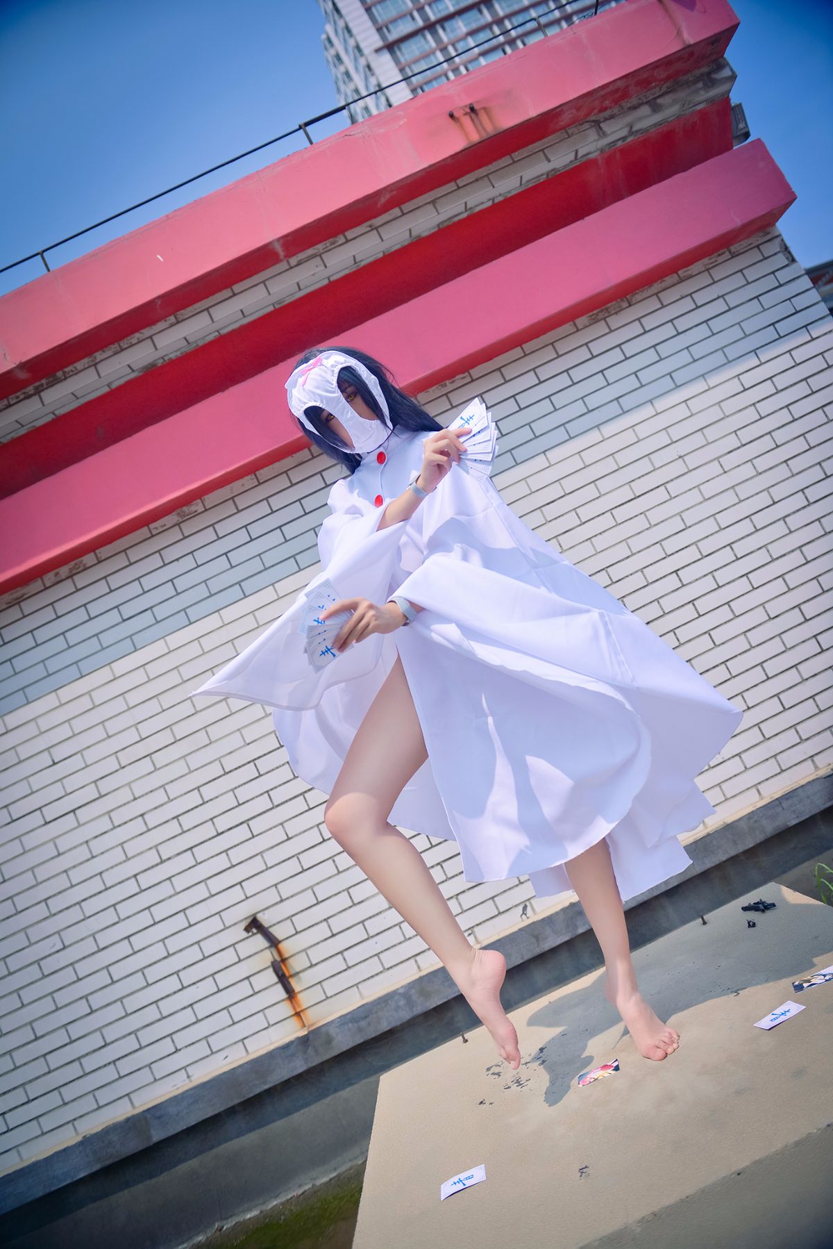 Những kẻ khủng bố trong một thế giới nhàm chán, nơi khái niệm về những trò đùa bẩn thỉu không tồn tại