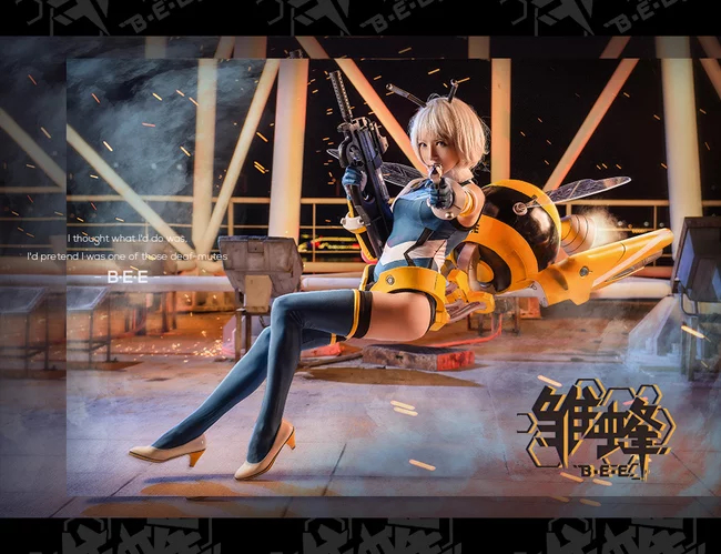 "BEE BEE" LIULI BEE COMBAT SAID C O S P L A Y