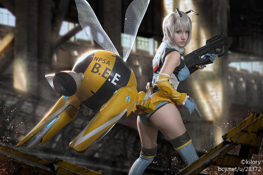 "BEE BEE" LIULI BEE COMBAT SAID C O S P L A Y