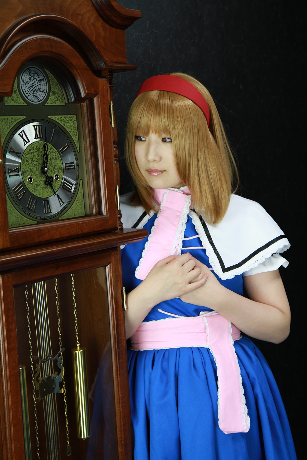 [Này, tôi đang chiến đấu!