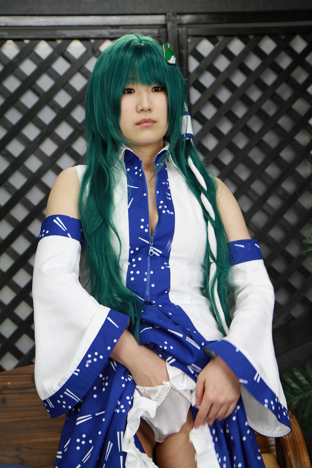 [Này, tôi đang chiến đấu!