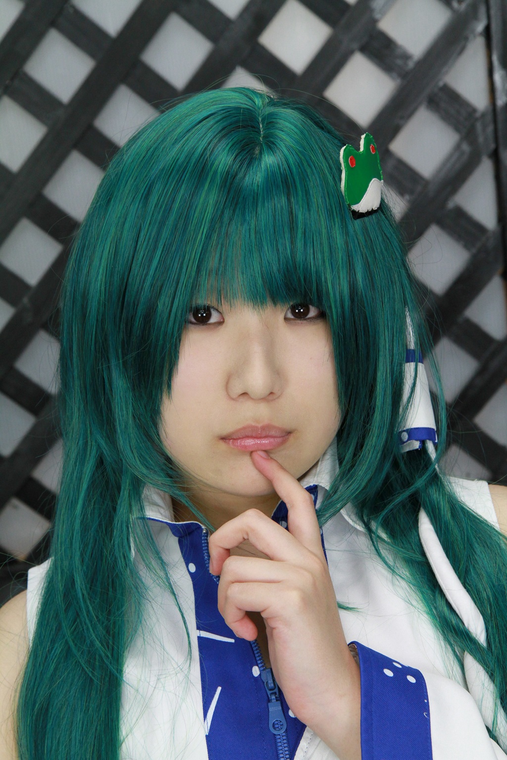 [Này, tôi đang chiến đấu!