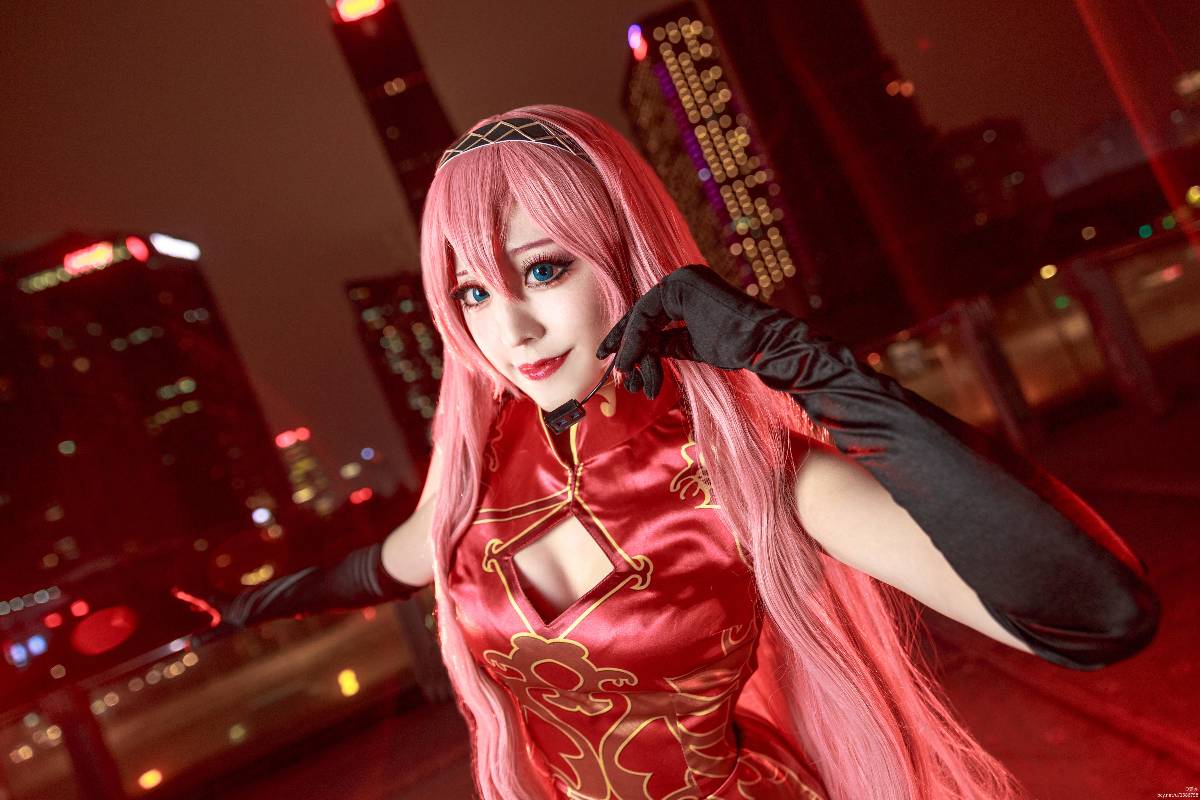 Phòng khiêu vũ "Vocaloid" vào cuối thế kỷ Luka Hongyu Cheongsam c o s p l a y