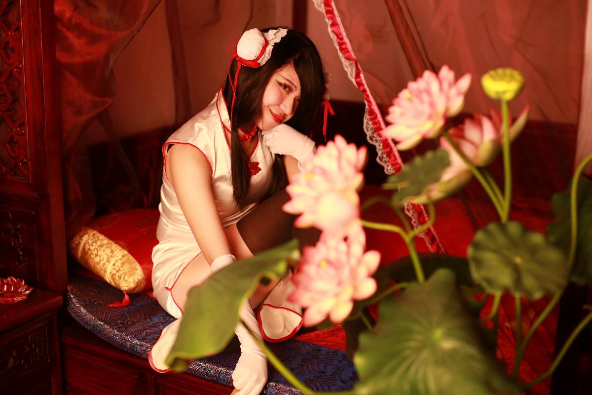 "Trận chiến ngày" Tokizaki Kuromimi Miku White Year Mới Cheongsam C o s p l a y