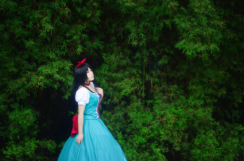 "Hàng trăm ngàn trò đùa lạnh lùng" Pinocchio x Bạch Tuyết C O S P L A Y