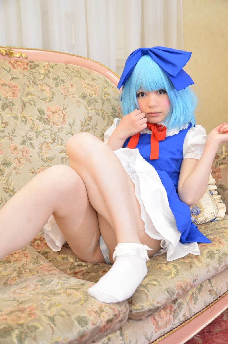 [từ một bông hồng] Touhou không đứng yên