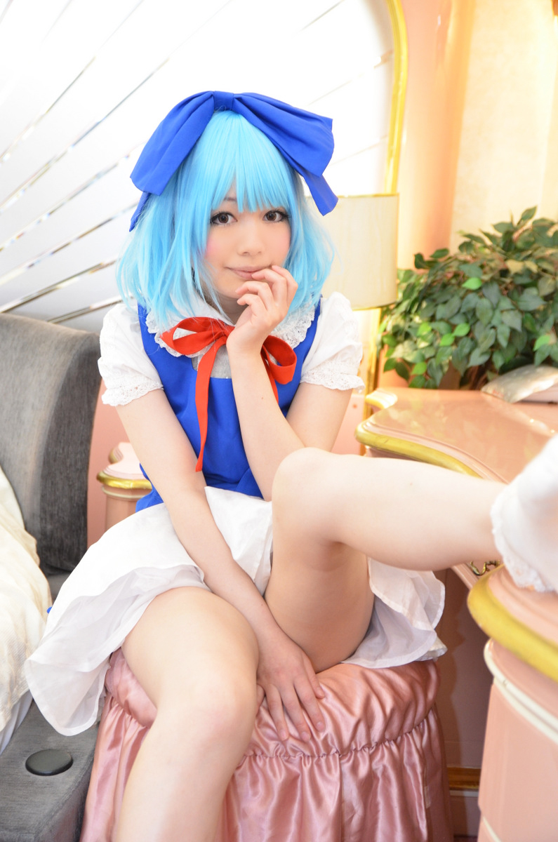 [từ một bông hồng] Touhou không đứng yên