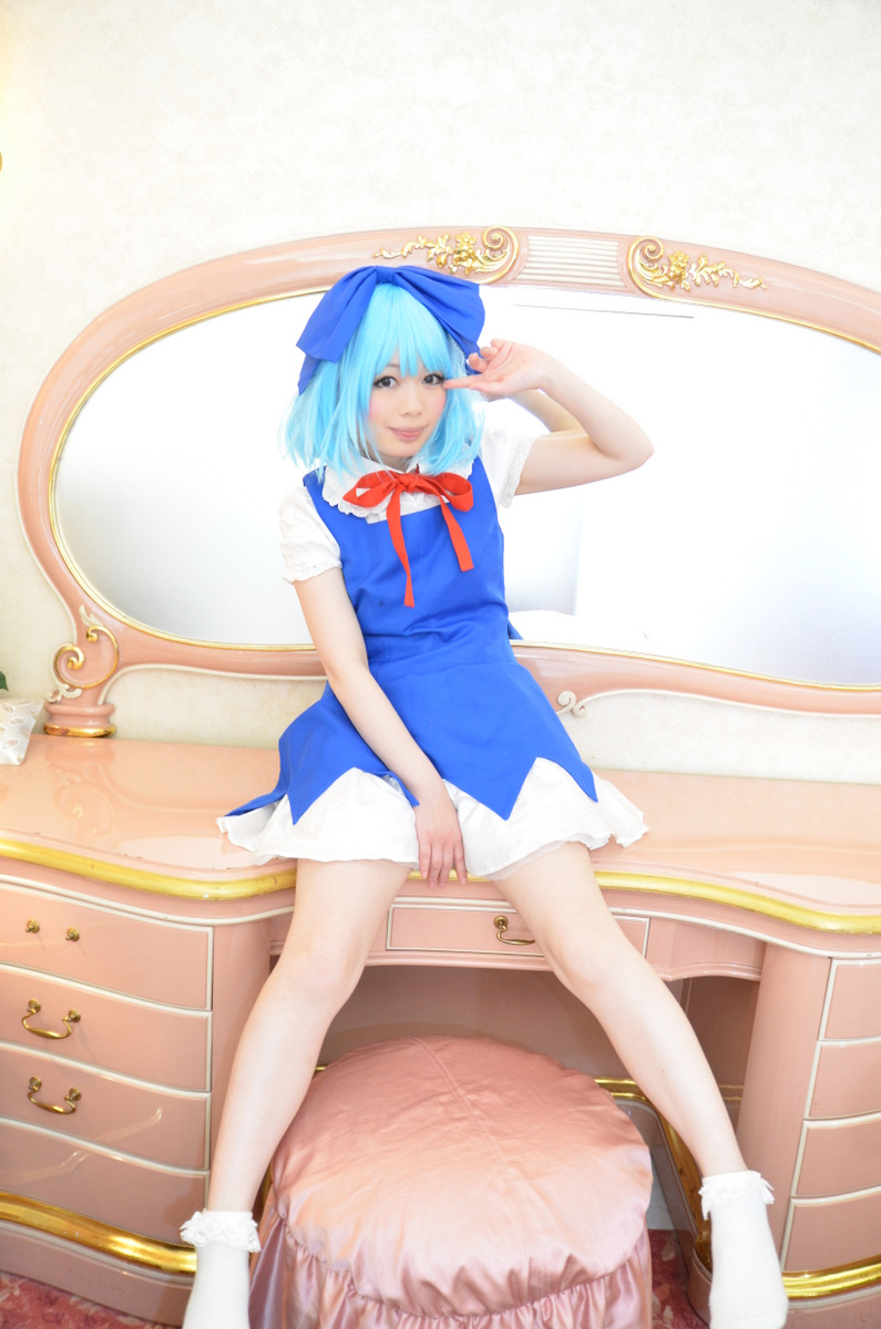 [từ một bông hồng] Touhou không đứng yên