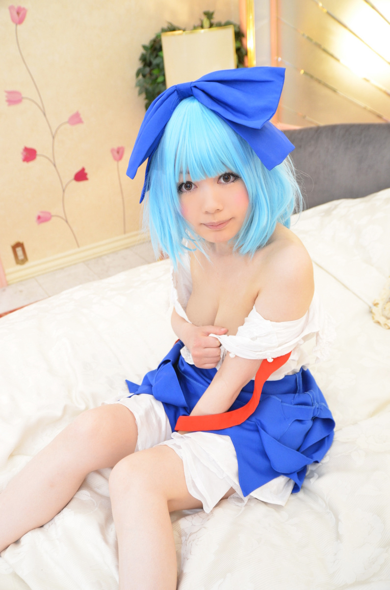 [từ một bông hồng] Touhou không đứng yên