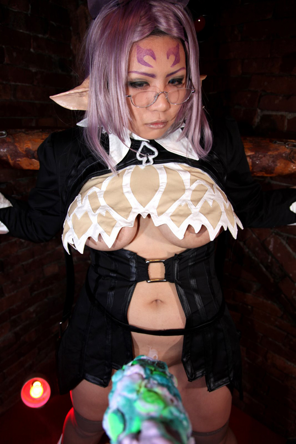 [Mariposa Luz de la Luna (Malaya de la Luna)] Mauser