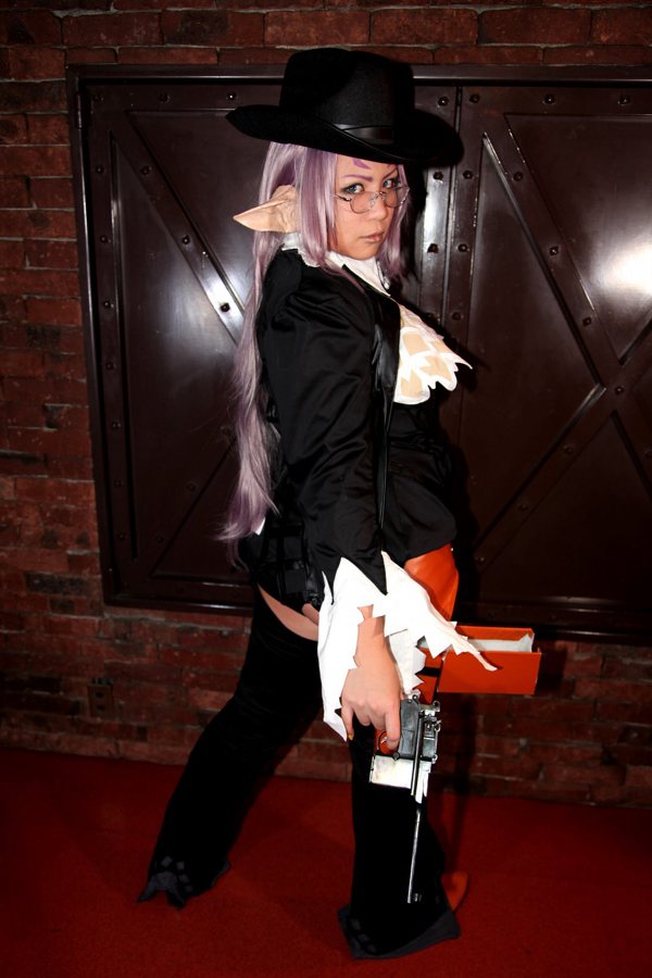 [Mariposa Luz de la Luna (Malaya de la Luna)] Mauser