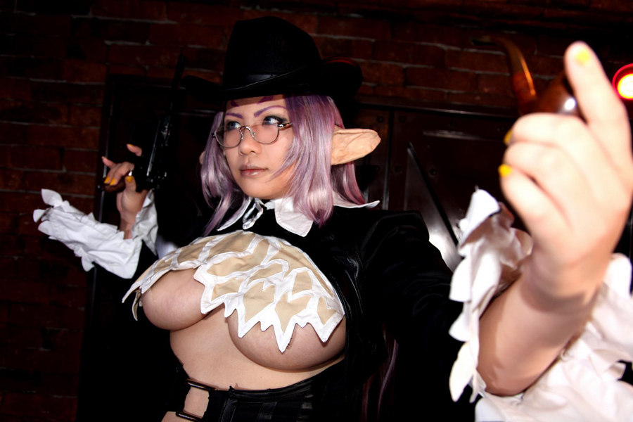 [Mariposa Luz de la Luna (Malaya de la Luna)] Mauser