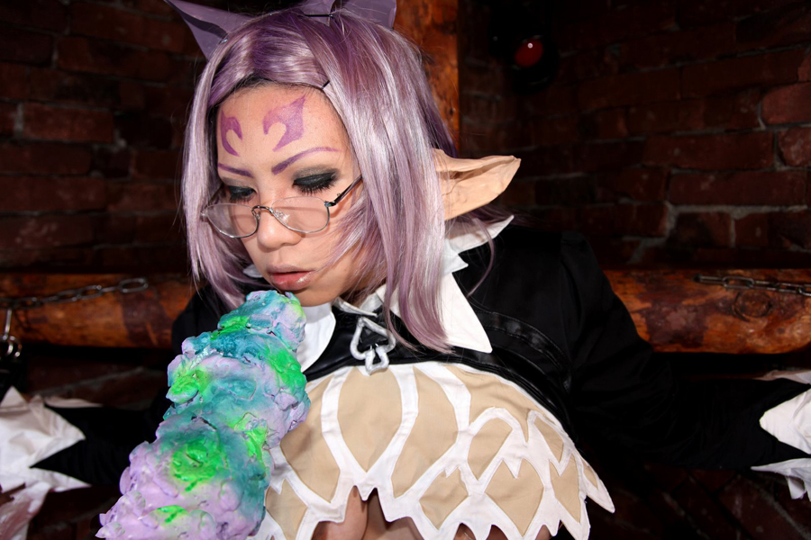 [Mariposa Luz de la Luna (Malaya de la Luna)] Mauser