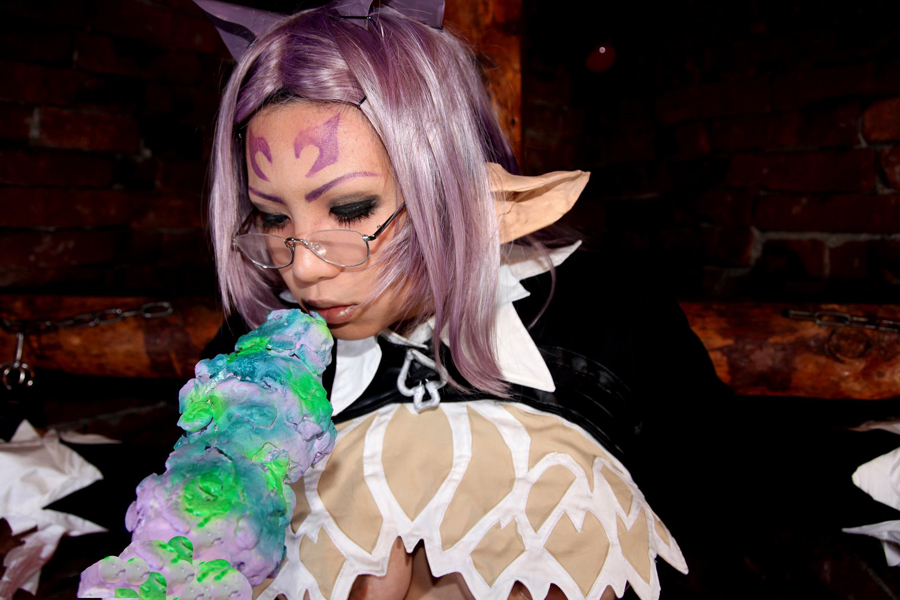 [Mariposa Luz de la Luna (Malaya de la Luna)] Mauser