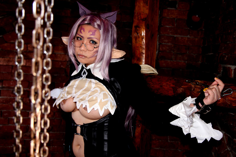 [Mariposa Luz de la Luna (Malaya de la Luna)] Mauser