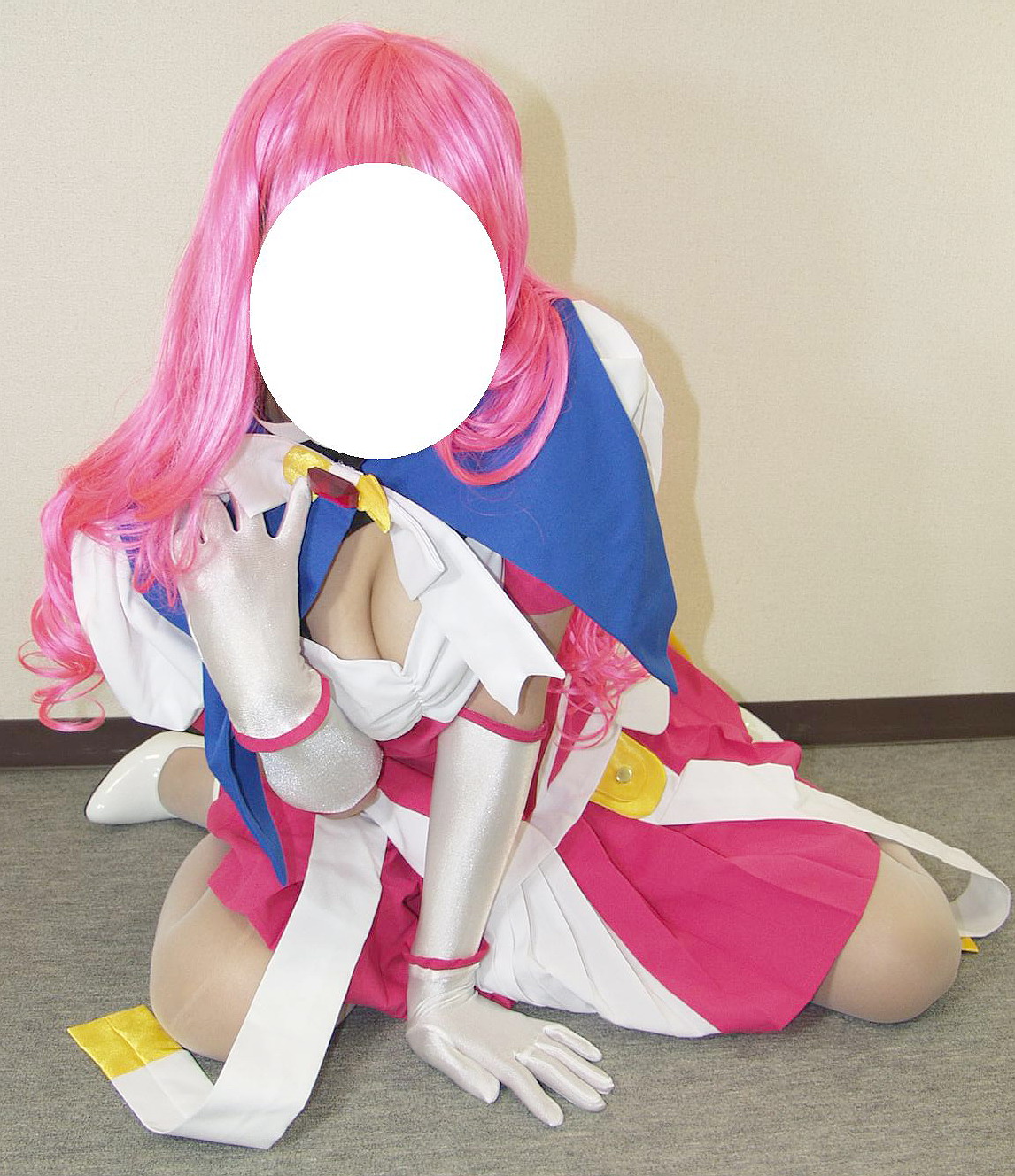 [Kurumint] Cosplay ngực lớn