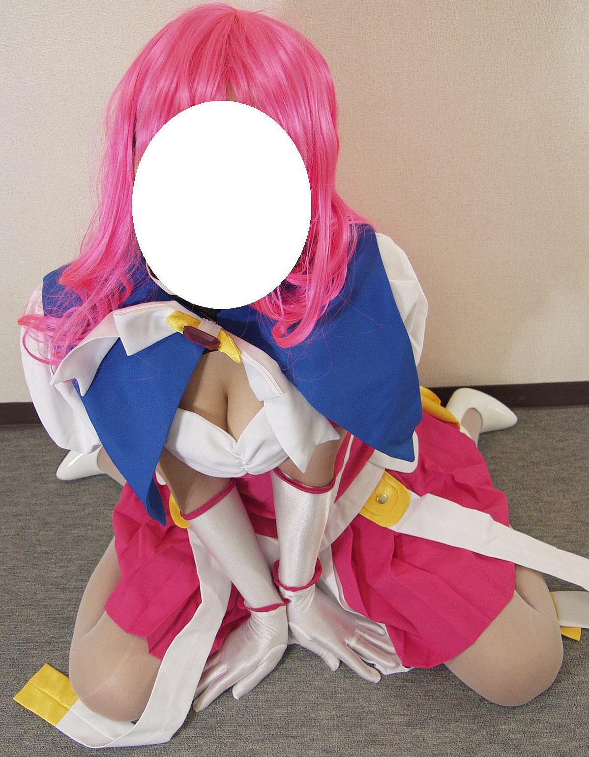 [Kurumint] Cosplay ngực lớn