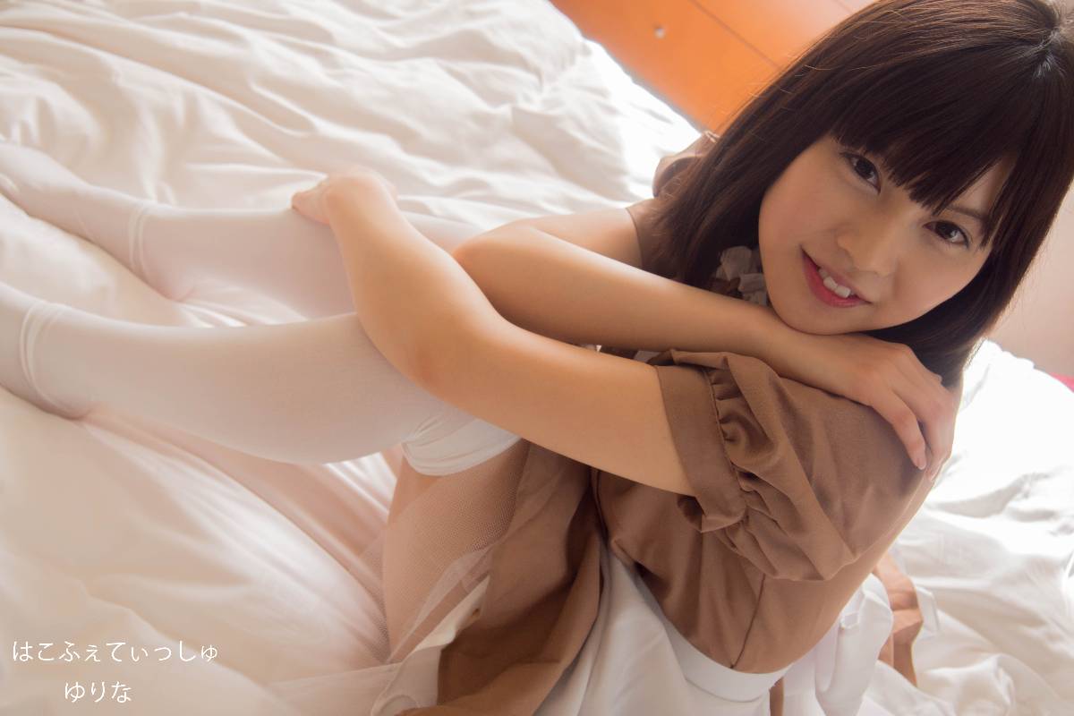 [Hộp tôn sùng] Cosplay cô gái xinh đẹp cạo râu H Yurina