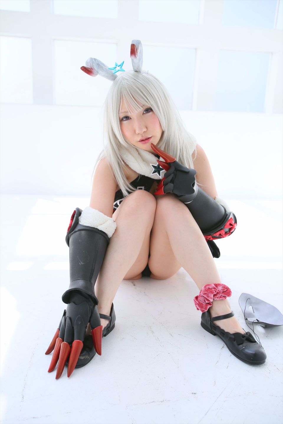 Cô gái trẻ chinh phục ""