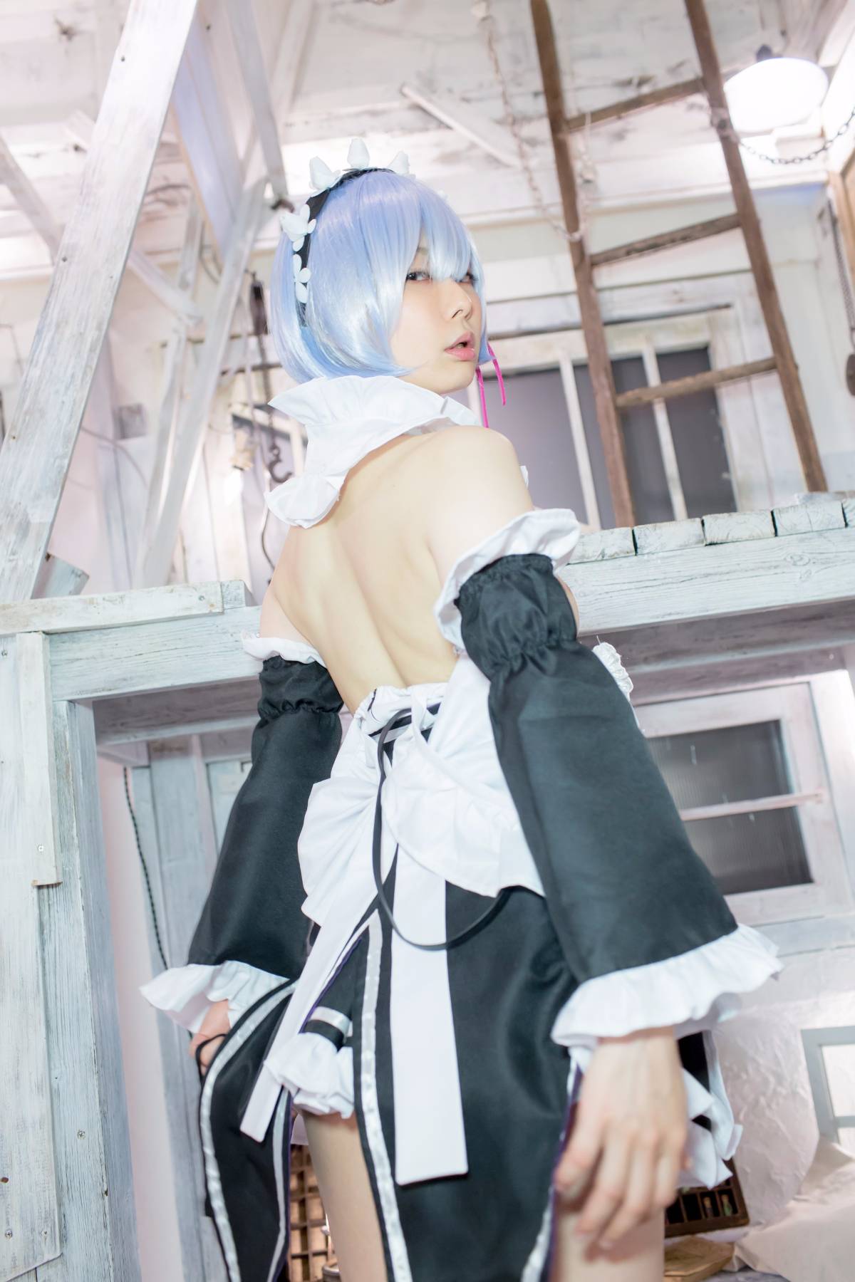 Re bắt đầu từ cuộc sống cosplay của Zero Ushijima Rem Ushijima Iniku