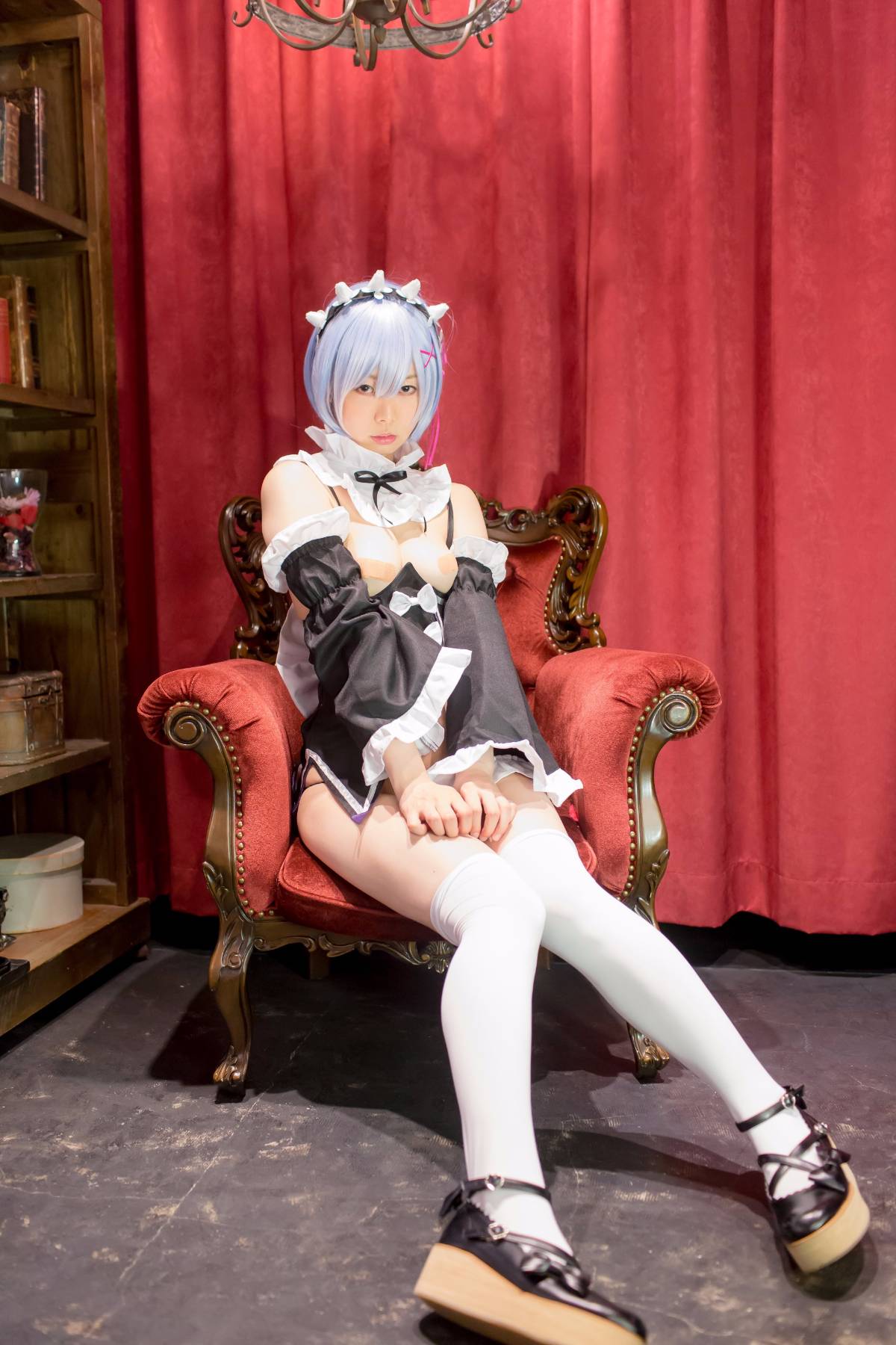 Re bắt đầu từ cuộc sống cosplay của Zero Ushijima Rem Ushijima Iniku