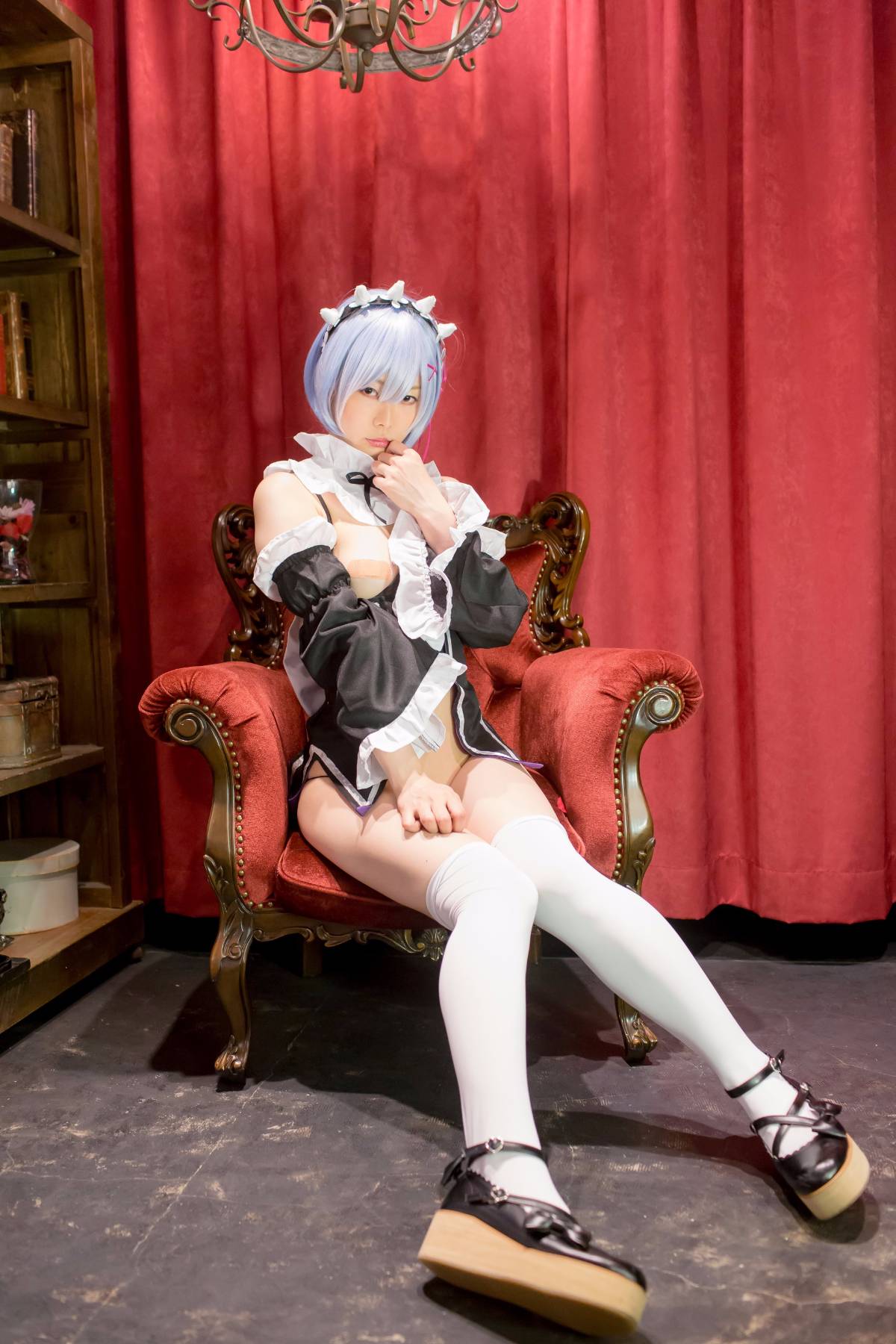 Re bắt đầu từ cuộc sống cosplay của Zero Ushijima Rem Ushijima Iniku