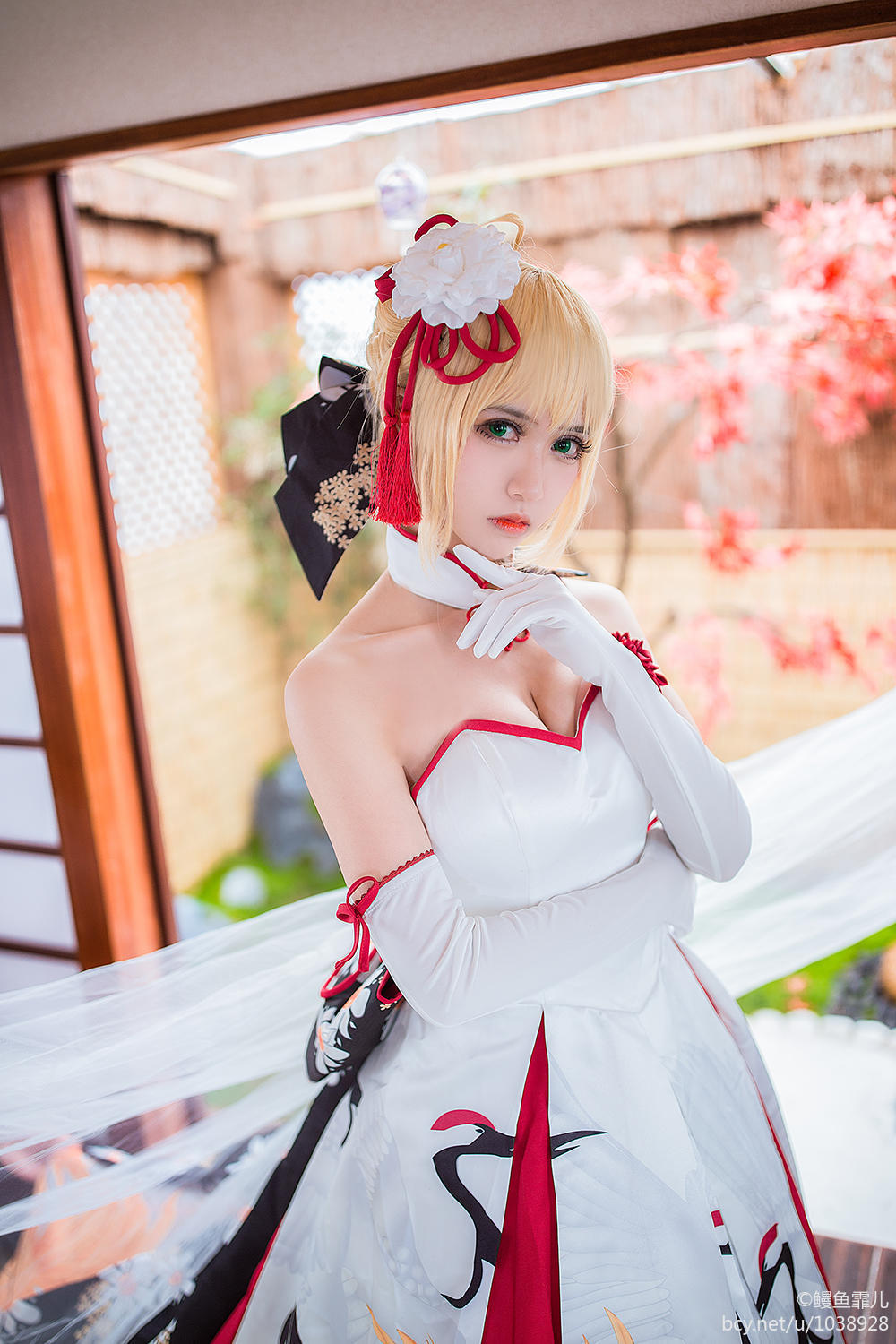 Số phận lớn hàng tháng tiền thưởng saber c o s p l a y